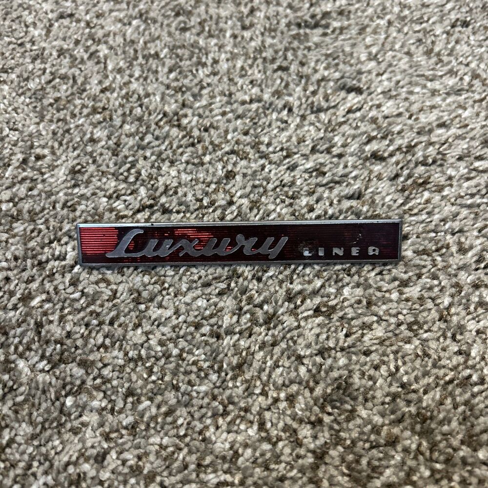 1941 DODGE LUXURY LINER GRILLE EMBLEM NAMEPLATE